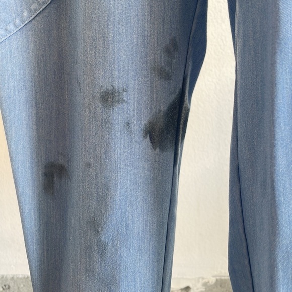 Figs nursing scrubs, technical collection. Top is XXS, bottoms are XS. - Picture 4 of 4